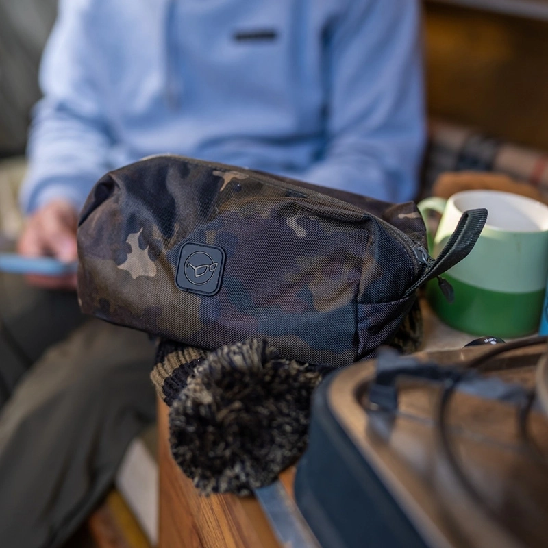 Korda Dark Kamo Wash Bag